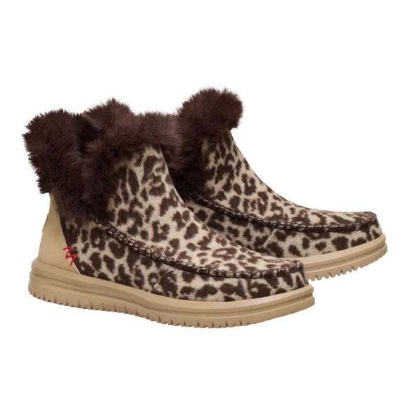 Hey Dude Camden Brushed Leopard Cozy Boots - Women’s Size 8 NWT - Picture 2 of 9
